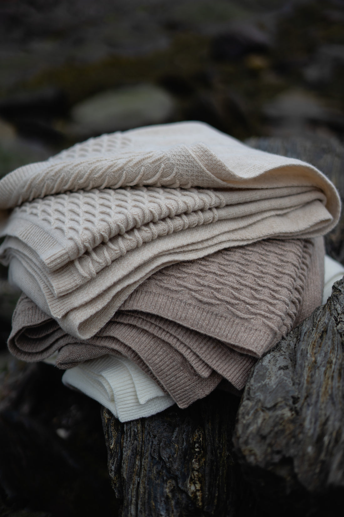 Knit Scallop Throws