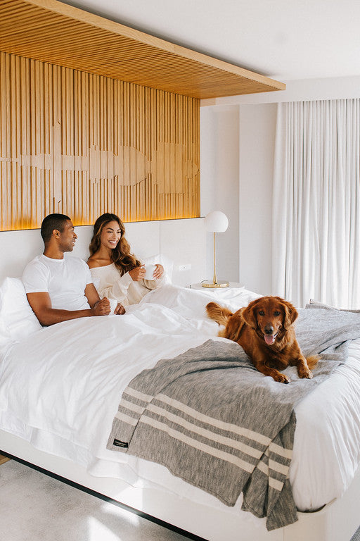 Canopy Hotel Blanket & Throw